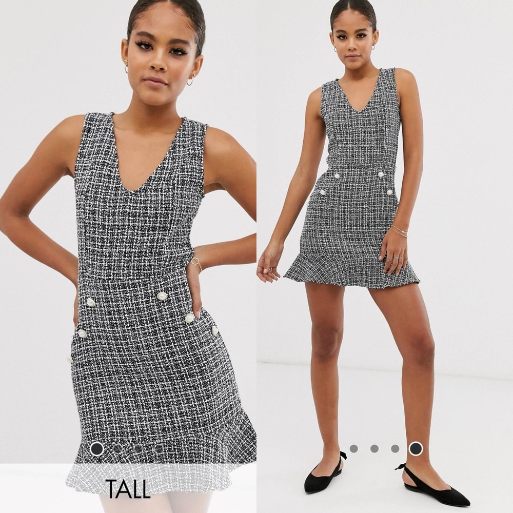 Tweed Mini Dress with Pearl Buttons Women’s Sz US 8